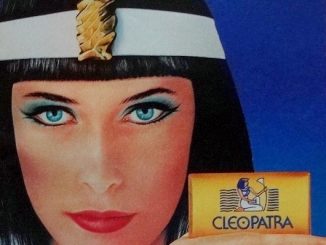 années 80, 80's, eighties, savon, pub, publicité, savon, savonette, cleopatra, cleopatre, egypte, reine, bain, lait, bateau, 1986